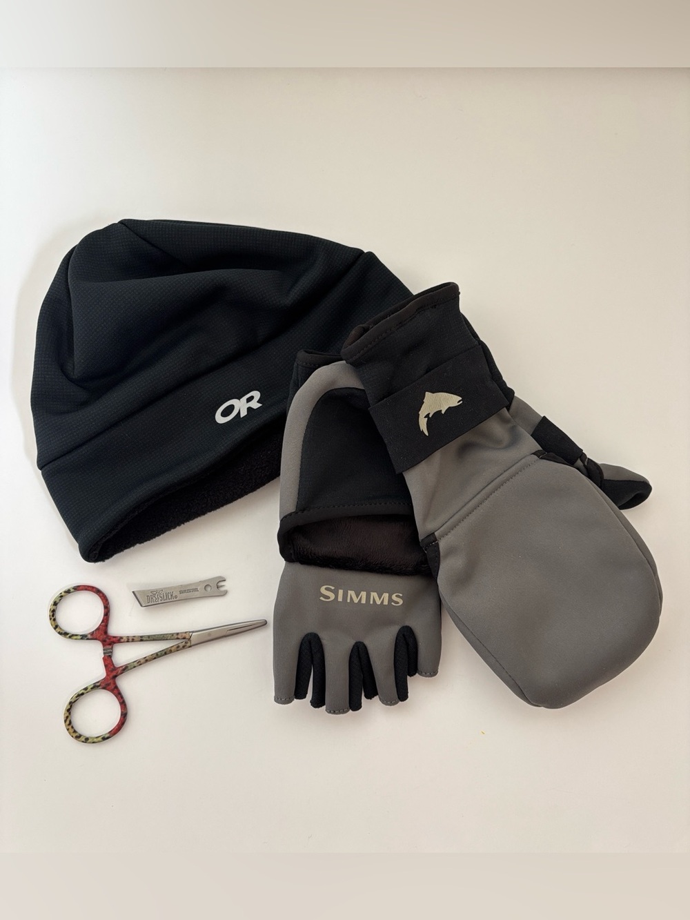 Simms Fishing Windstopper Foldover Gloves Montana Fly Rainbow Trout Scissor